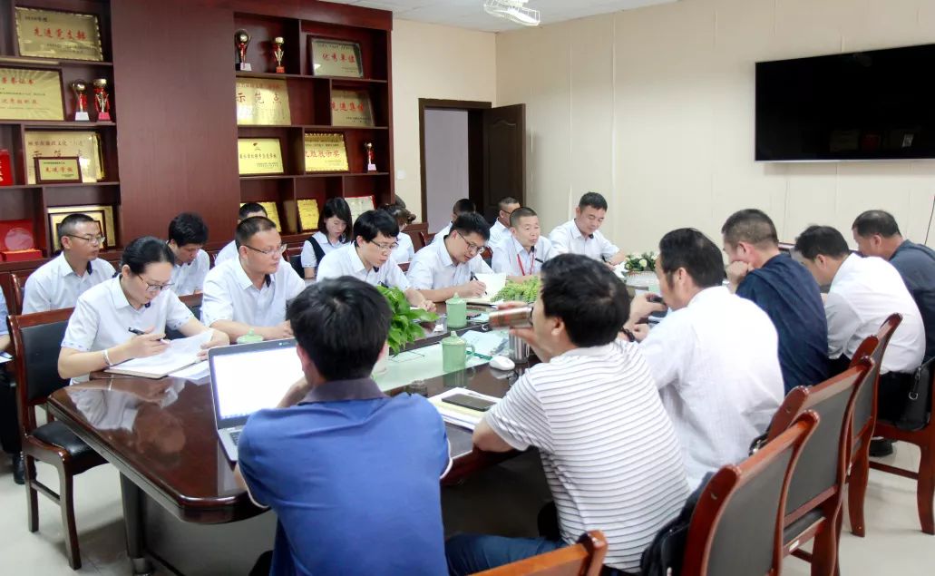 正乐教育第三方评价专家组召开反馈会.jpg
