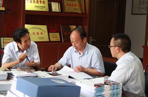 民族小学3.jpg